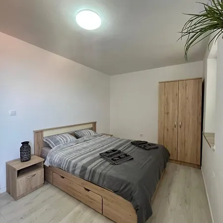 דירה Casa Del Mar מאלי לוסיניי